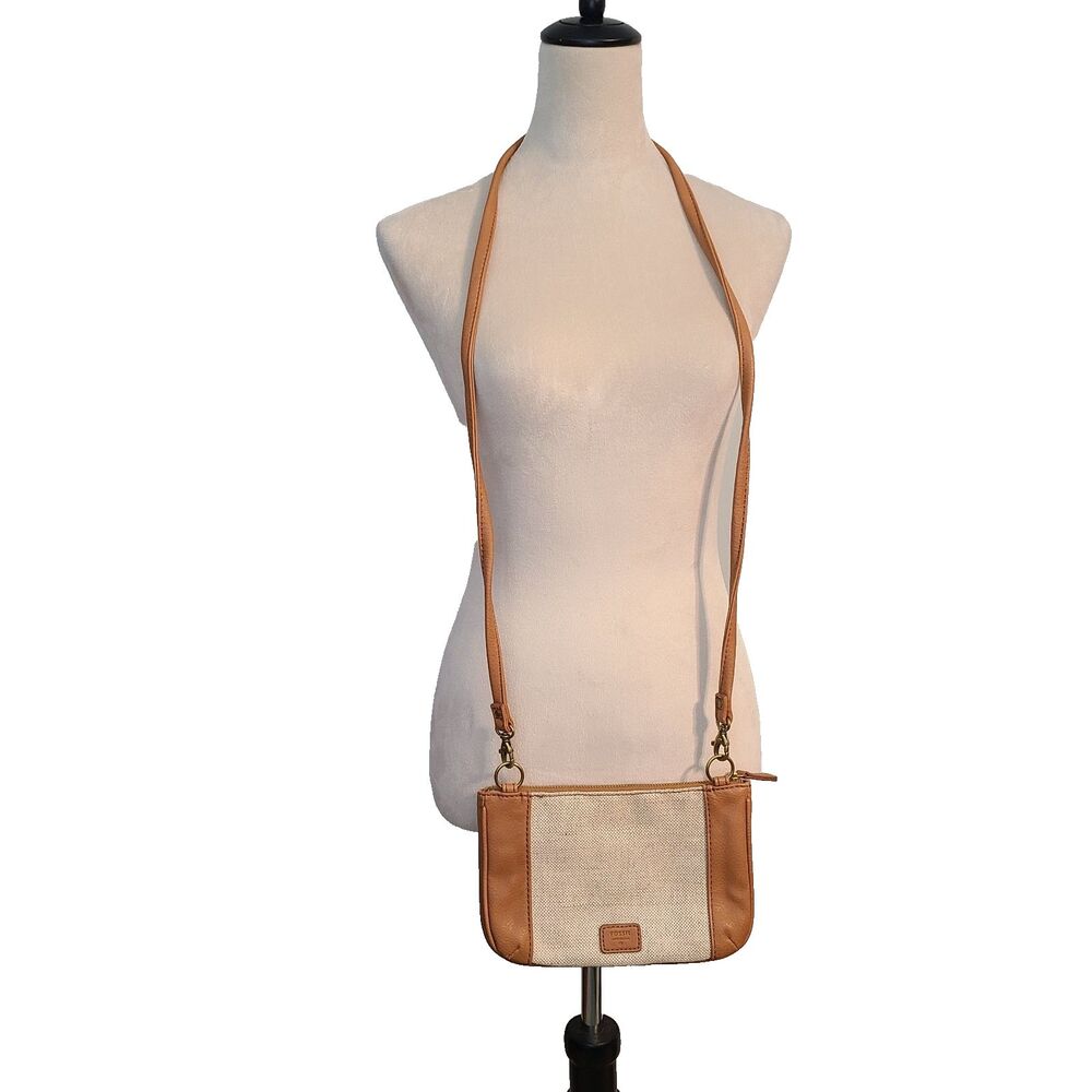 Fossil Crossbody Bag Purse Vegan Leather Tan/Brown Logo Minimalist Normcore Boho